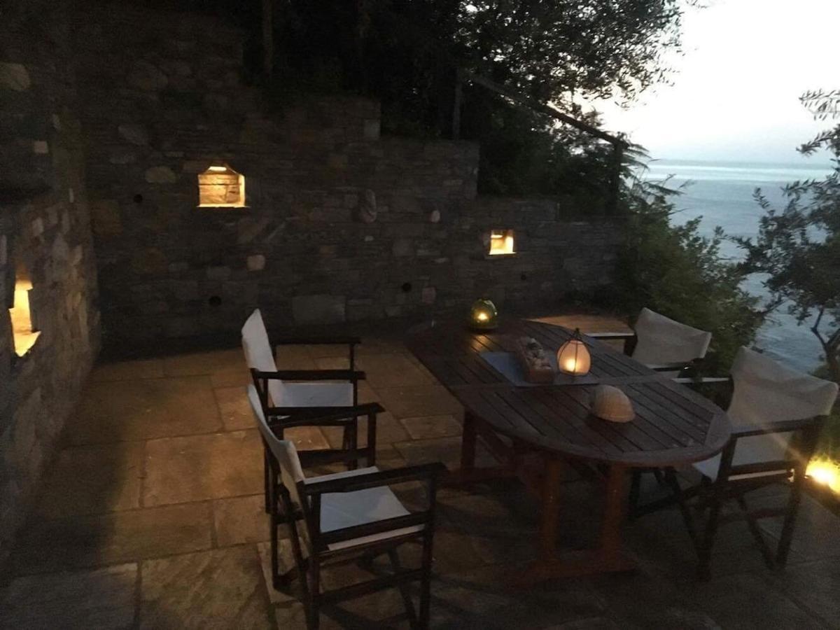 Amazing Seaside In The Location Apartment *
